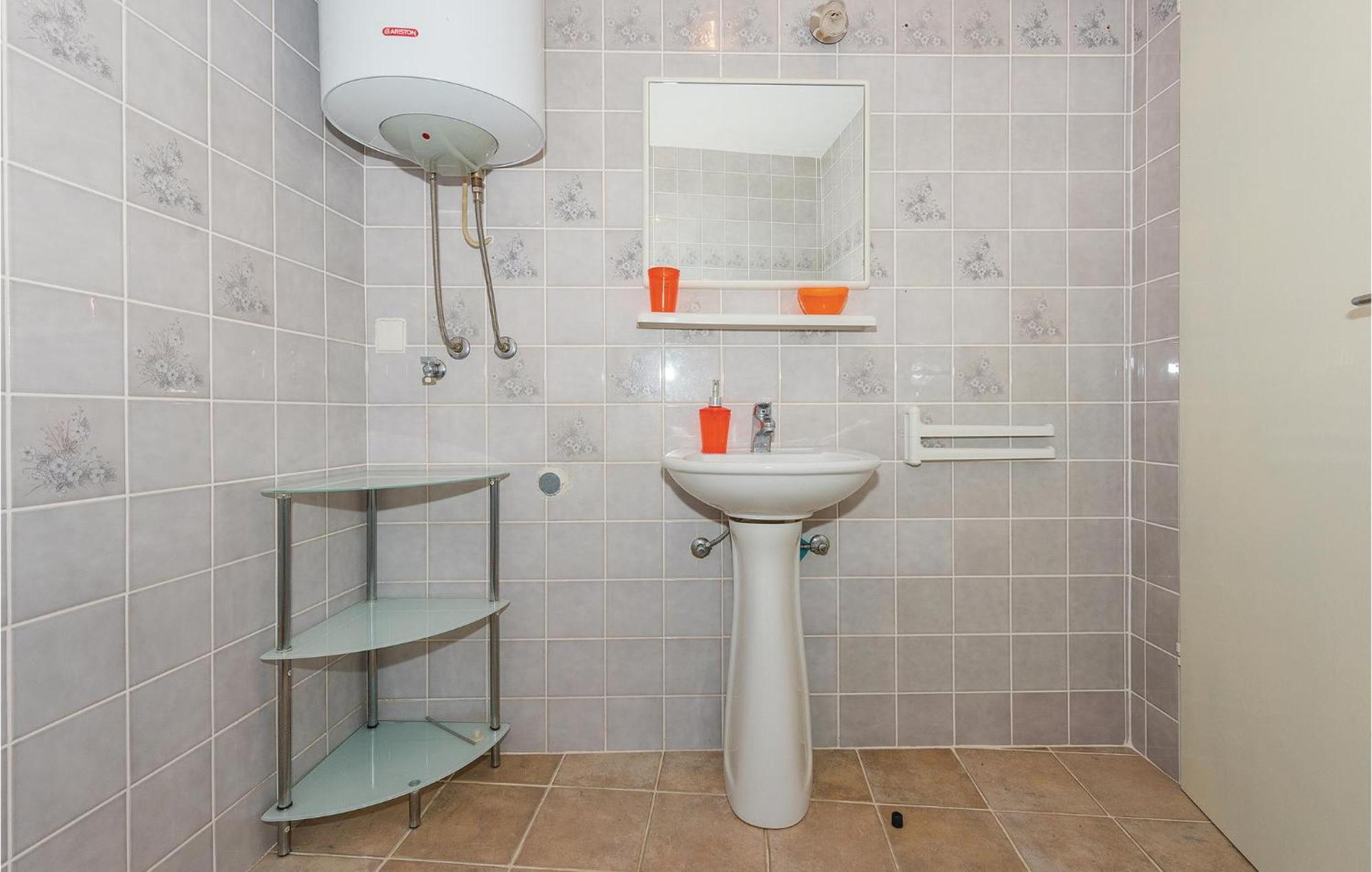 Lovely Apartment In Rogoznica With Wifi Exteriér fotografie